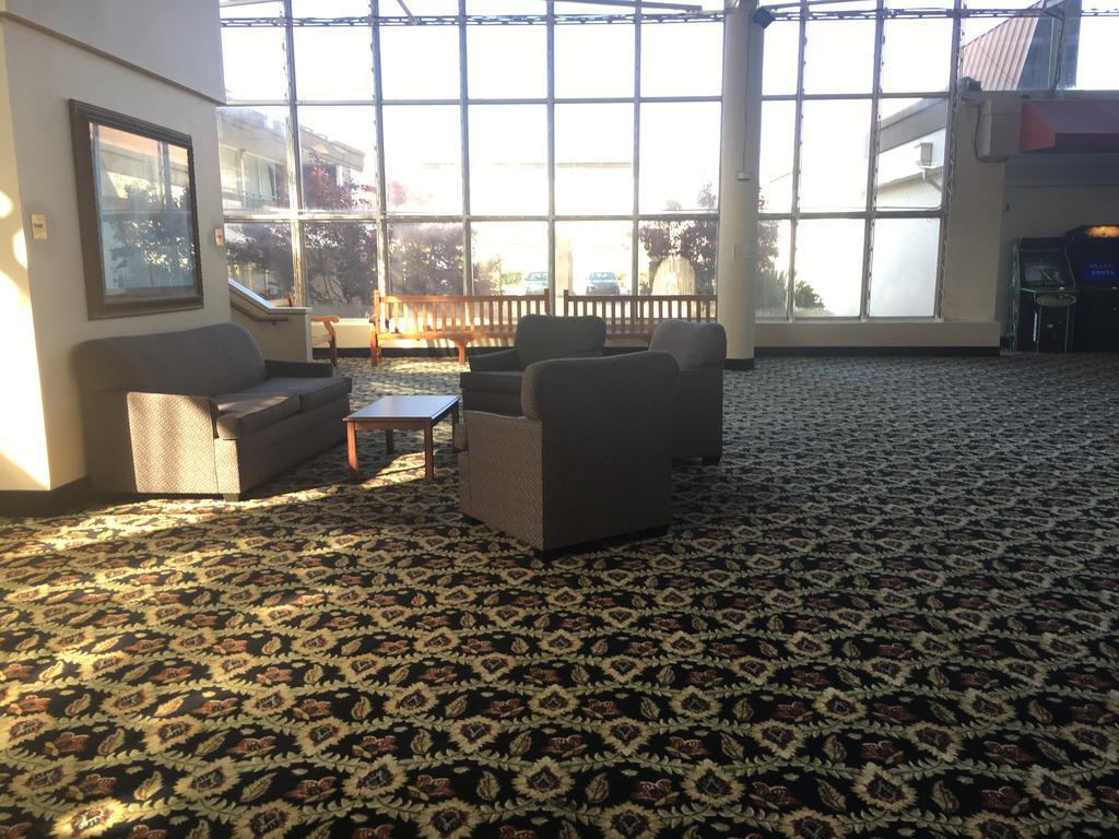 Days Inn By Wyndham Montgomery Near Aum Luaran gambar